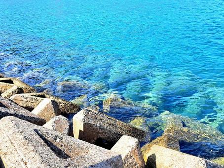 奄美大島 名瀬の海 奄美大島 名瀬の海 奄美大島,奄美,名瀬の写真素材