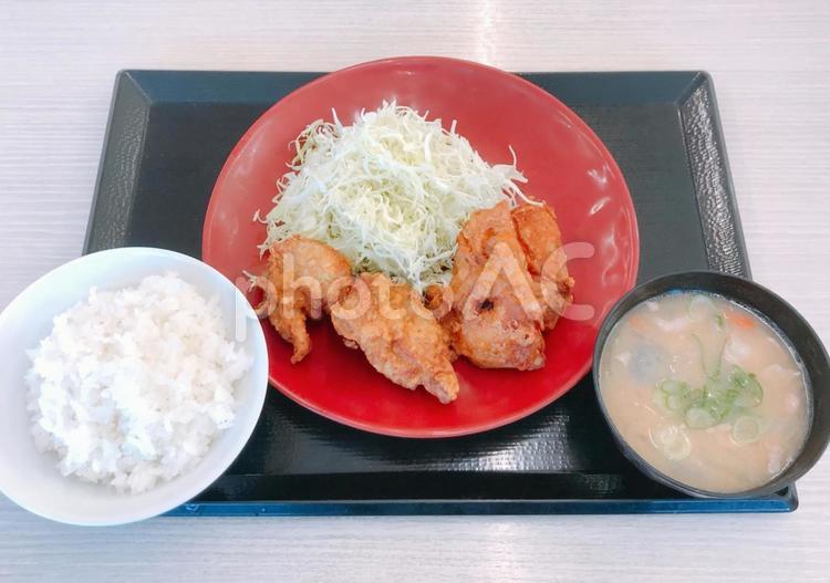 唐揚げ定食 唐揚げ定食,定食,レシピの写真素材
