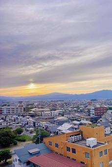 街の風景 街の風景 住宅街,山,空の写真素材