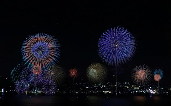 湖上打ち上げ花火/松江水郷祭 打ち上げ花火,花火,夏の写真素材