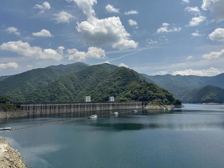 ダム ダム 小河内ダム,ダム,重力式コンクリートダムの写真素材