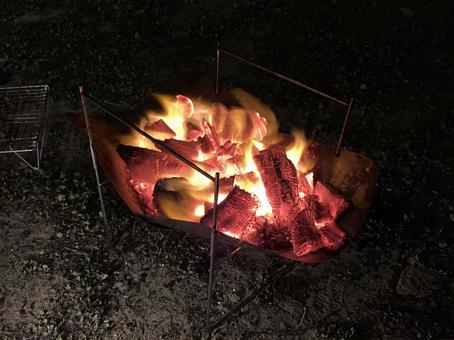 炭火 炭火