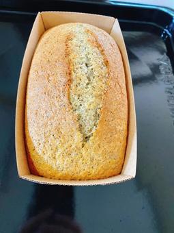 焼きたてパウンドケーキ 焼きたてパウンドケーキの写真