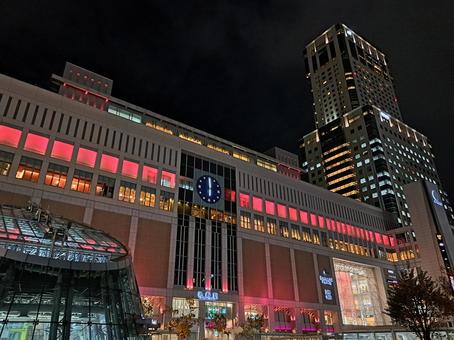 札幌駅　ピンクリボンライトアップ 札幌駅,jr,ピンクリボンの写真素材