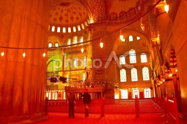 アヤソフィアの内部　イスタンブール　2 ライトアップ,ギャラリー,建築の写真素材