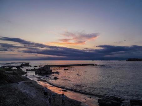 【神奈川県】葉山町・一色海岸 【神奈川県】葉山町・一色海岸 一色海岸,夕日,サンセットの写真素材