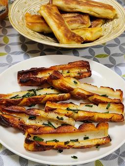 ネギ焼きちくわと春巻き ネギ焼きちくわと春巻きの写真