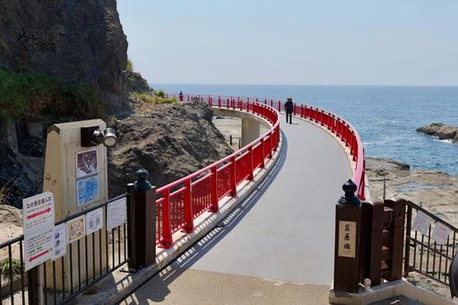 江の島の岩屋橋 江の島の岩屋橋の写真