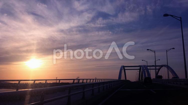 自然,風景,砂浜,海,夕日						 自然,風景,橋の写真素材