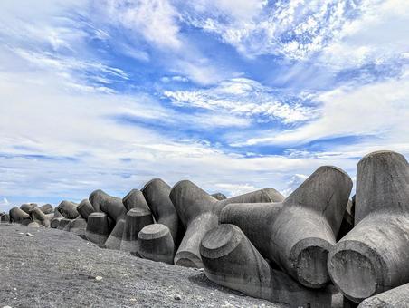 防波堤で眺める美しい空 防波堤で眺める美しい空の写真