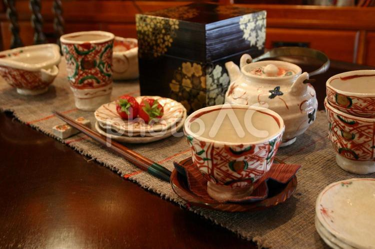 和の正月 和,食器,お正月の写真素材