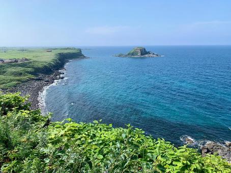利尻の青い海 海,晴天,空の写真素材
