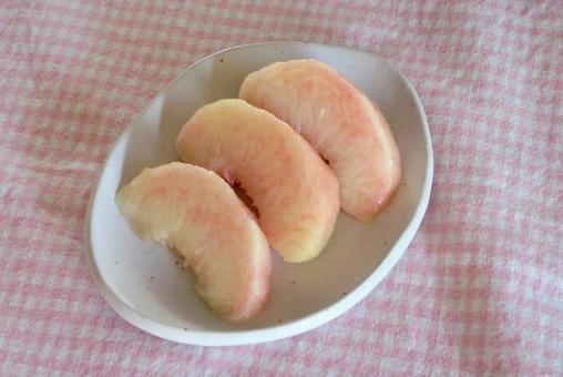 桃を召し上がれ 桃を召し上がれの写真