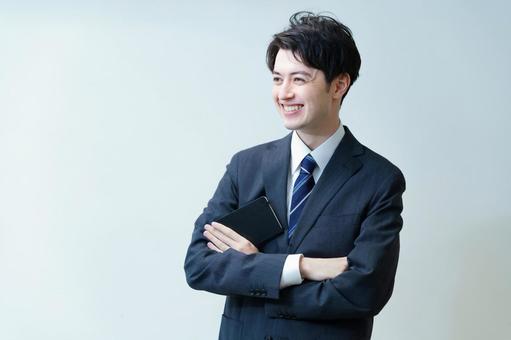 Young businessman posing with his arms crossed, ein geschäftsmann, ein mann, gutaussehend, JPG