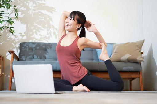 Yoga online lessons, yoga, online, lektion, JPG