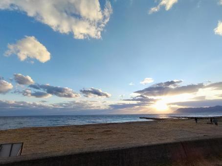函館の夕日と海 函館,風景,北海道の写真素材