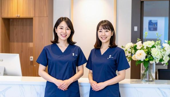 サロン・クリニック受付イメージ・制服女性の写真
