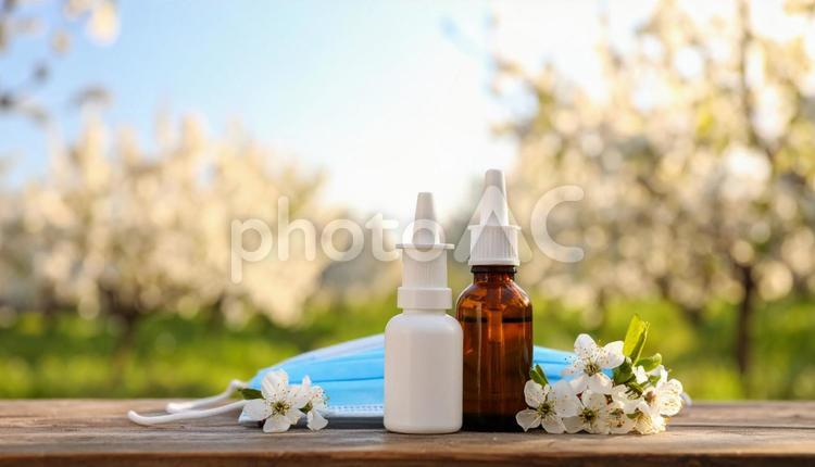 花粉症　イメージ 花粉症,点鼻薬,目薬の写真素材