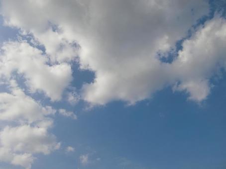 五月の雲-142 五月の雲,青空,空の写真素材