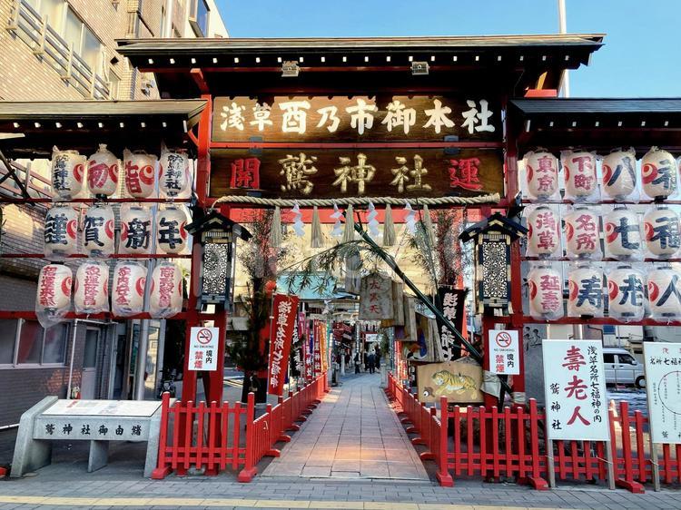 東京風景・鷲神社 鷲神社,お酉様,正月の写真素材