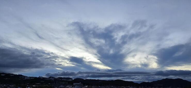 曇天 空,雲,曇りの写真素材