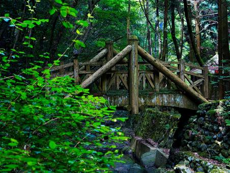 自然の中にある風景(橋) 自然の中にある風景(橋) 橋,自然,山の写真素材