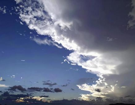幻想的な青空 幻想的な青空の写真