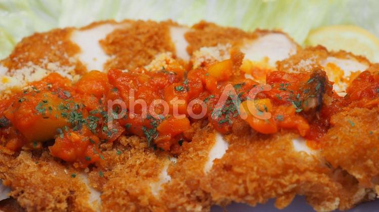 ミラノ風カツレツ・お家ごはん（接写） ミラノ風カツレツ,お家ごはん,ミラノの写真素材