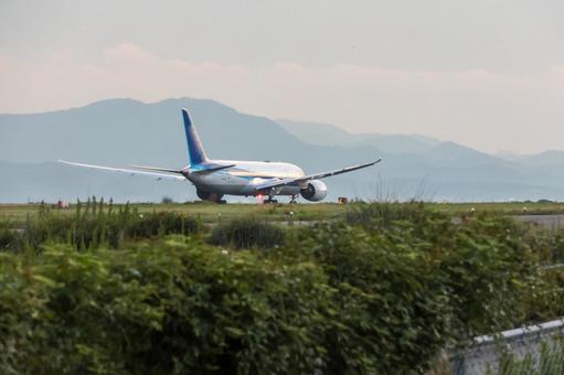 米子空港の風景 米子空港の風景 飛行機,航空機,旅客機の写真素材