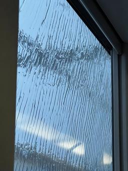 豪雨の窓 豪雨の窓 雨,窓,豪雨の写真素材