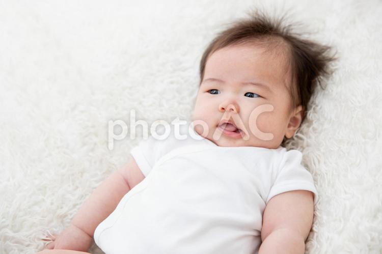 赤ちゃんのイメージ 赤ちゃん,赤ん坊,ベビーの写真素材
