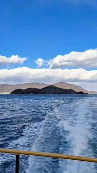 船上から見る瀬戸内海の写真