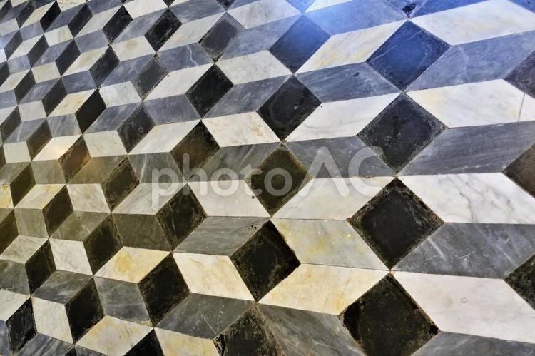 モザイク床模様20 イタリア,サンジョバンニインラテラーノ,テクスチャの写真素材