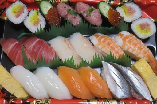 お寿司 お寿司,持ち帰り寿司,二人前の写真素材