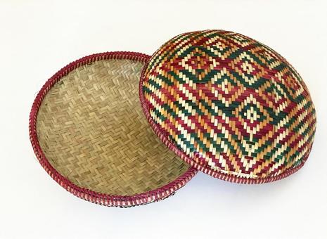 ブータンの竹籠バンチュー ブータンの竹籠バンチュー バンチュー,バンチュン,ブータンの写真素材