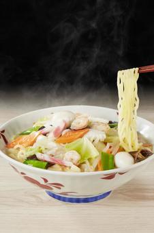 野菜たっぷりちゃんぽん はしあげ 野菜たっぷりちゃんぽん はしあげの写真