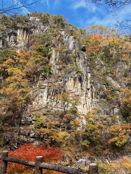 11月の昇仙峡 11月の昇仙峡 昇仙峡,昇仙峡ライン,秋の写真素材