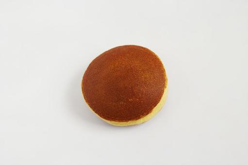 美味しそうなどら焼き 美味しそうなどら焼き どら焼き,和菓子,甘味の写真素材