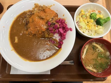 チキンカレーセット チキンカレー,セット,サラダの写真素材