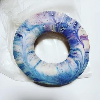 青いドーナツ 青いドーナツの写真