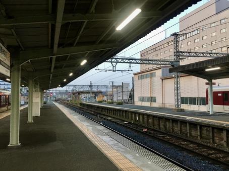 駅のホーム 駅のホームの写真