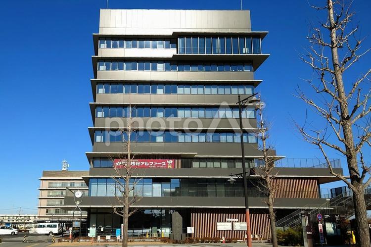 越谷市役所 本庁舎 埼玉県越谷市 越谷市役所,埼玉県越谷市,本庁舎の写真素材