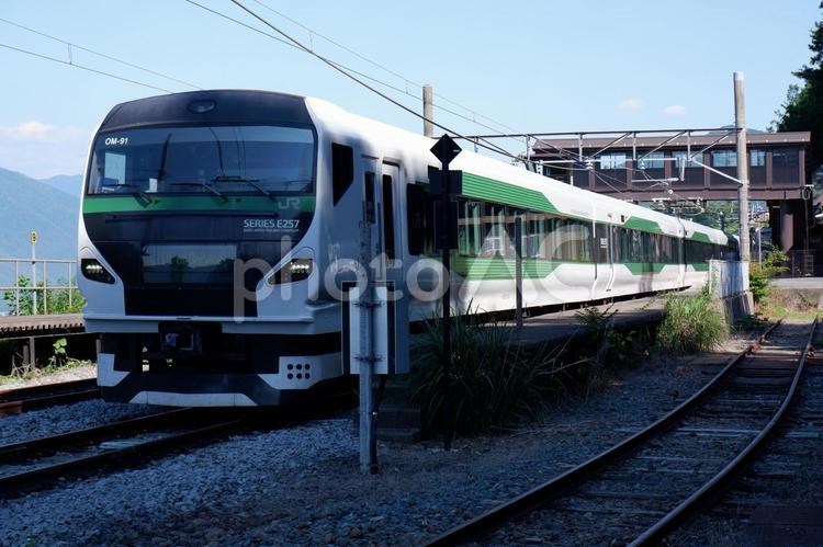 姨捨駅に停車中の特急車両 姨捨駅,特急,車両の写真素材