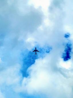 雲と飛行機 雲と飛行機の写真