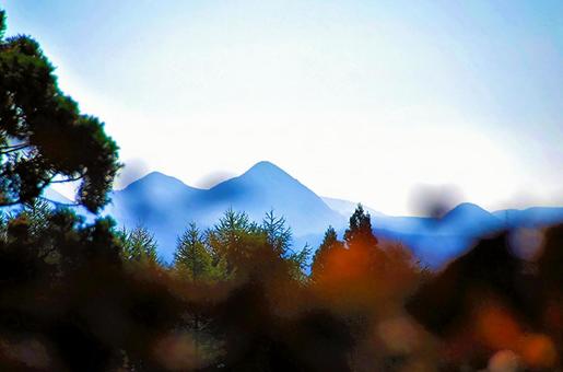 山と空と木々 山と空と木々 木々,秋,綺麗の写真素材