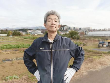 兼業農家のシニア男性 シニア,シニア男性,50代の写真素材