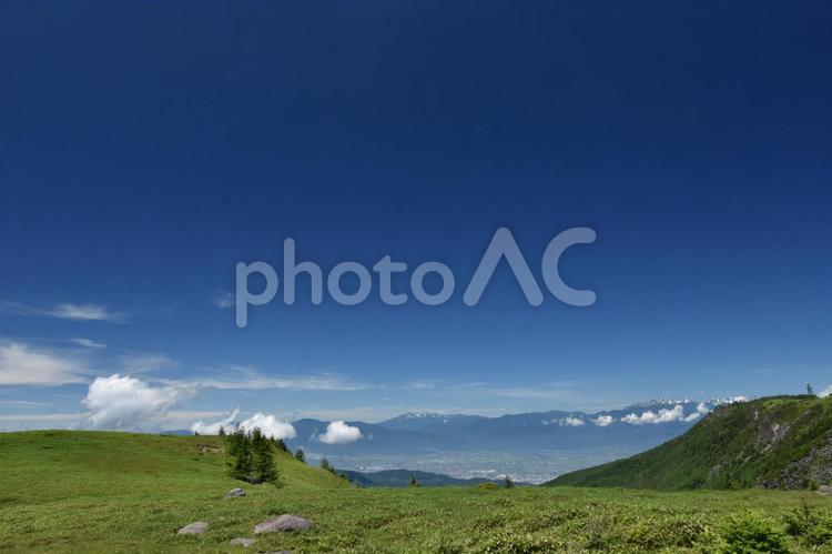 美ヶ原高原　青い空と白い雲 風景,自然,空の写真素材