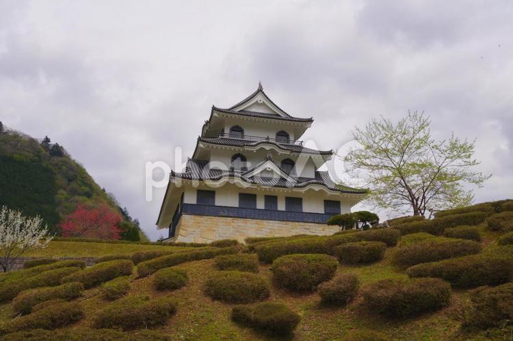 藤橋城（曇り）②　岐阜県揖斐川町 城,お城,藤橋城の写真素材