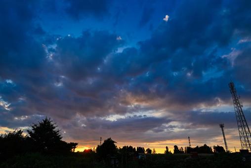 夕焼け 2025/8/3 夕焼け 2025/8/3 夕焼け,夕暮れ,夕方の写真素材