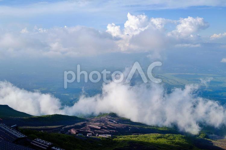 富士山　登山　夏山　雲海 空気感,夏山,さわやかの写真素材